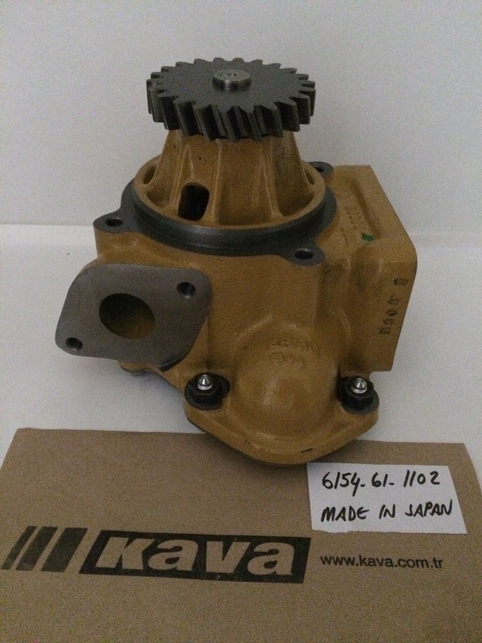 6154-61-1102 PUMP,WATER